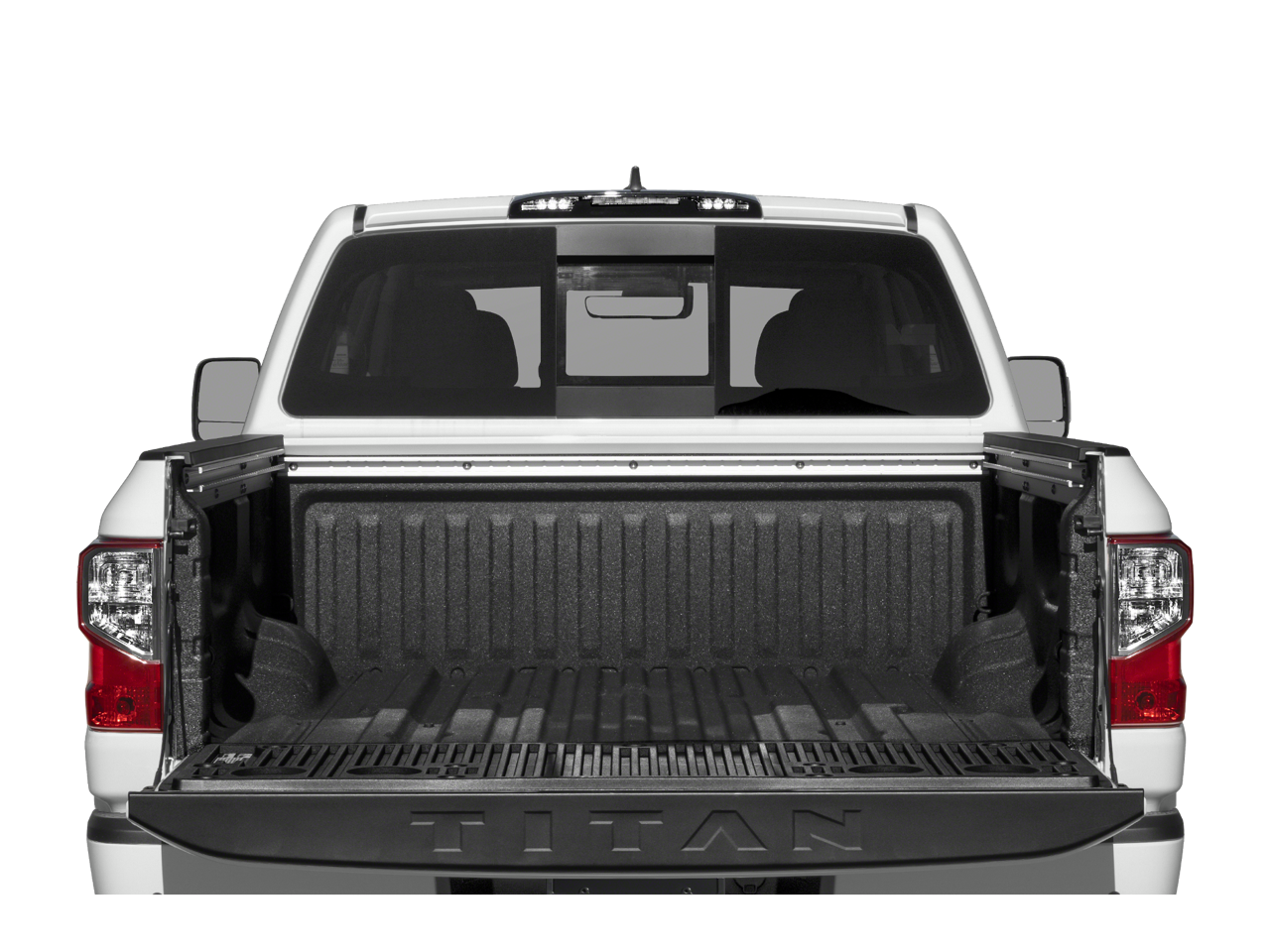 2023 Nissan Titan SV