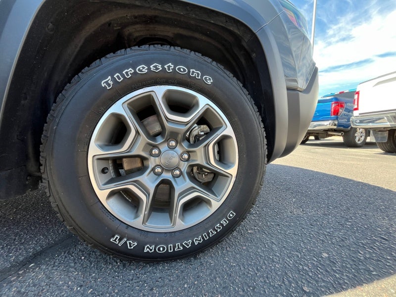 2022 Jeep Cherokee Trailhawk