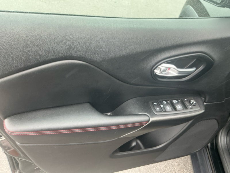 2021 Jeep Cherokee Trailhawk