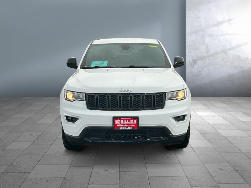 2020 Jeep Grand Cherokee Laredo