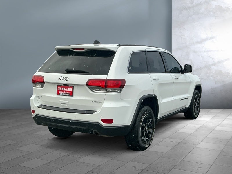 2020 Jeep Grand Cherokee Laredo