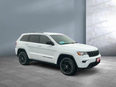 2020 Jeep Grand Cherokee Laredo