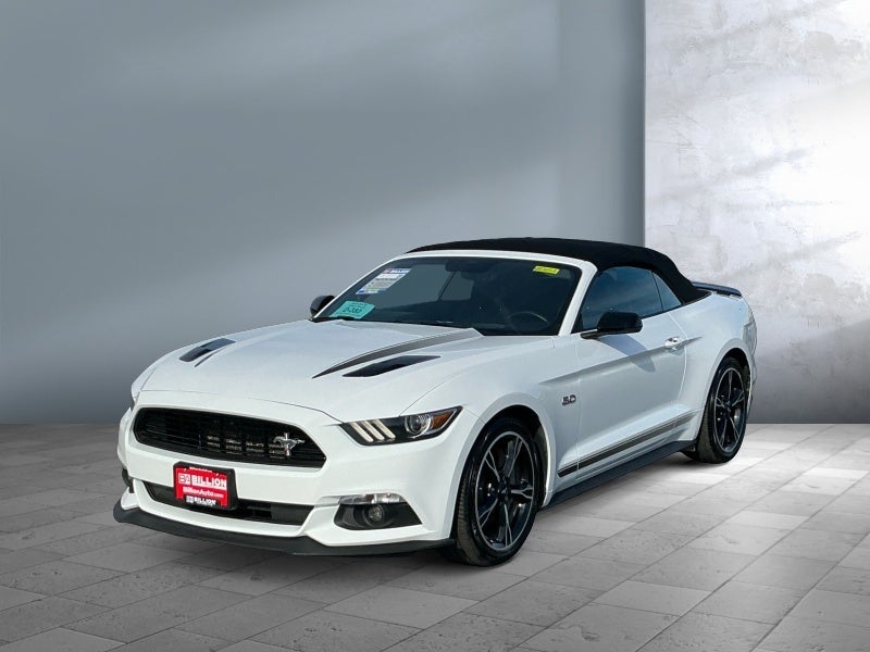 2016 Ford Mustang GT Convertible Premium's photo