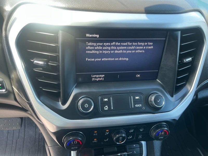 2021 GMC Acadia SLT