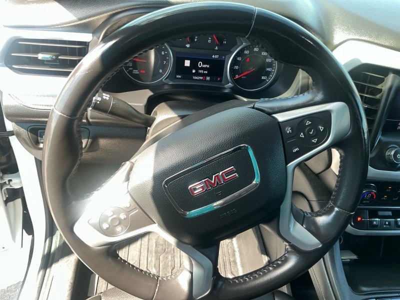 2021 GMC Acadia SLT