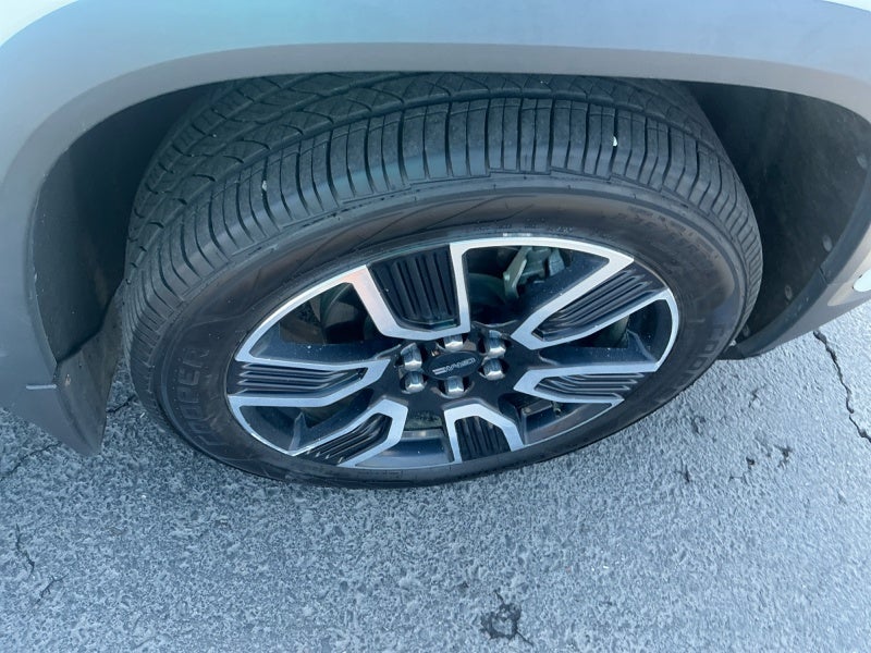 2021 GMC Acadia SLT