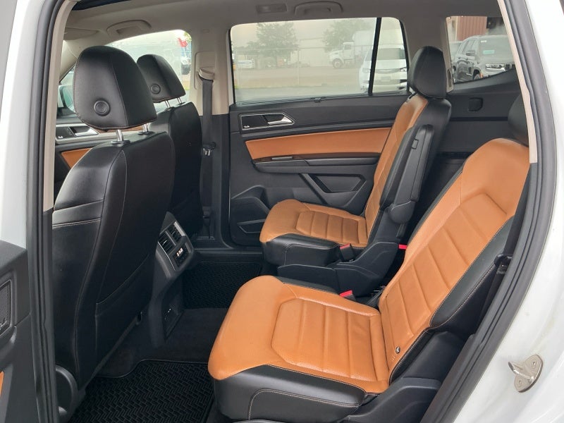 2018 Volkswagen Atlas 3.6L V6 SEL Premium