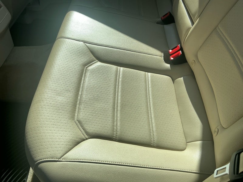 2015 Volkswagen Passat Limited Edition - Photo 14