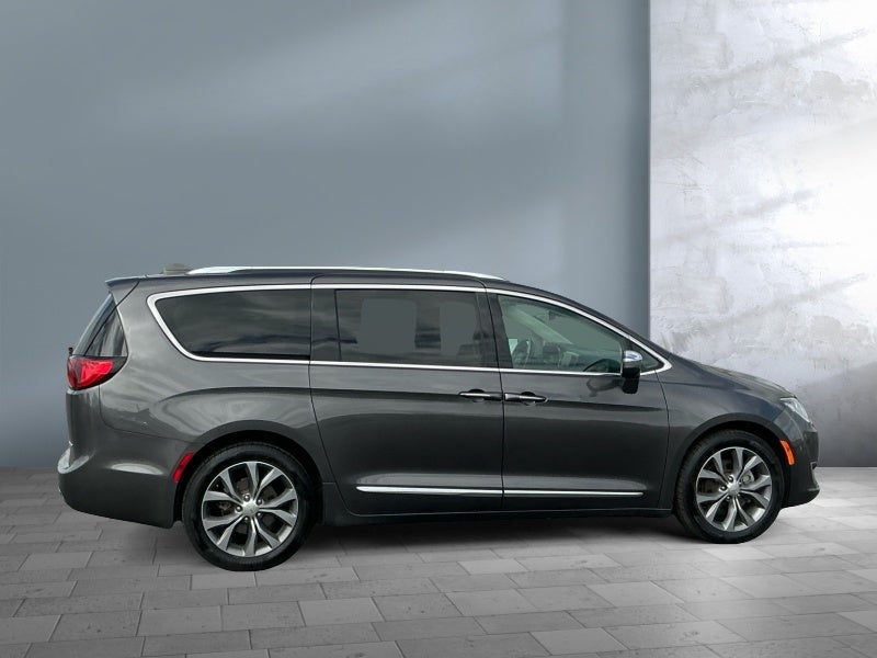2020 Chrysler Pacifica Limited