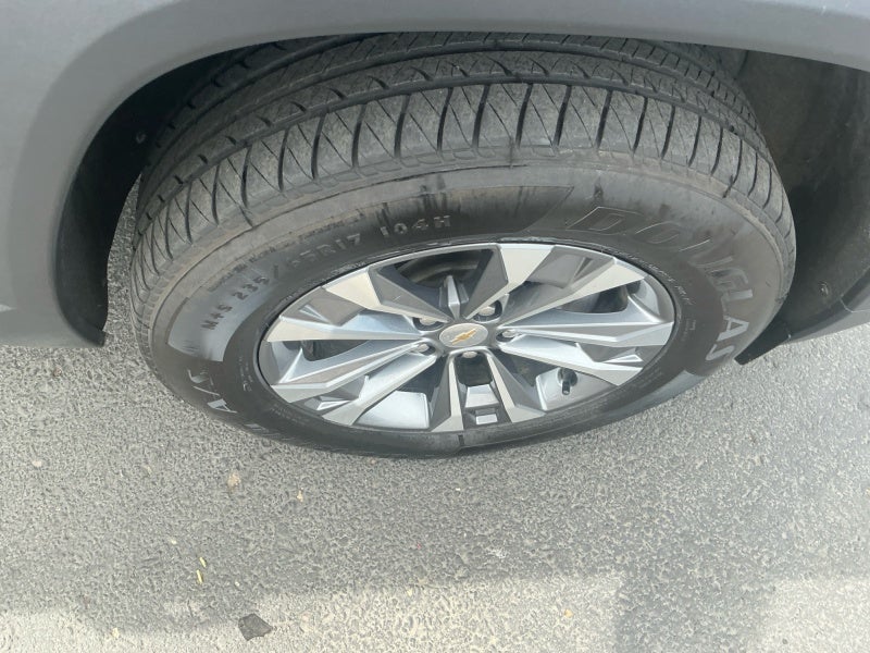 2025 Chevrolet Equinox LT - Photo 22