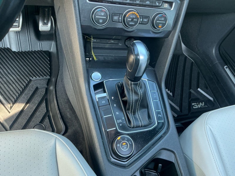 2021 Volkswagen Tiguan SE R-Line Black
