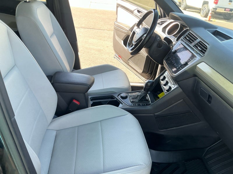 2021 Volkswagen Tiguan SE R-Line Black