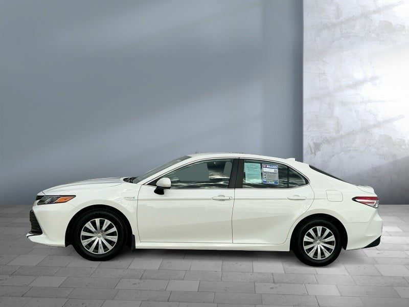 2020 Toyota Camry Hybrid LE
