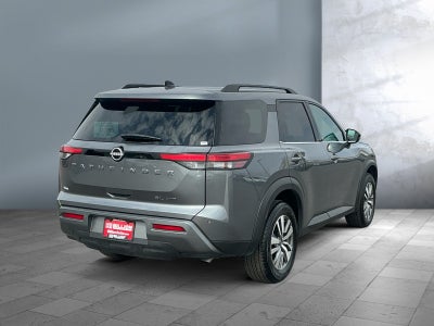 2026 Nissan Pathfinder SL