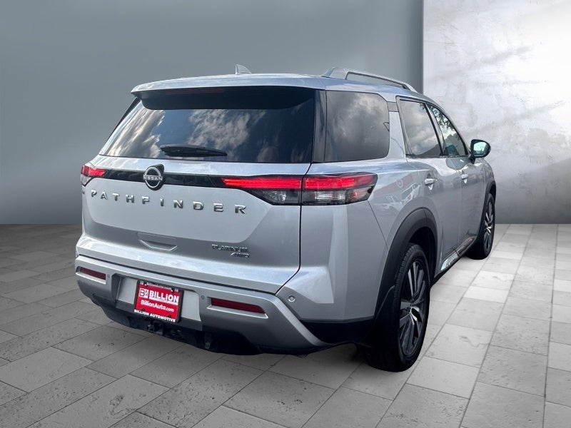 2022 Nissan Pathfinder Platinum