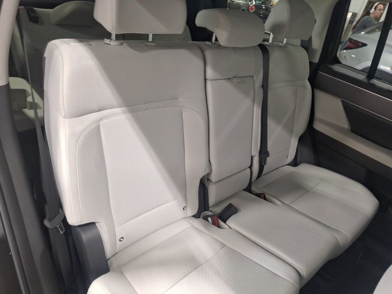 2027 Hyundai SANTA FE SE