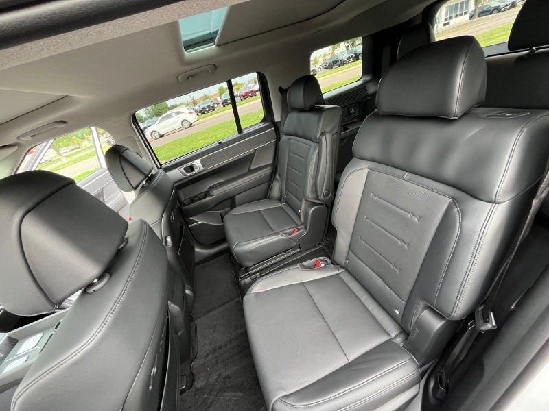2027 Hyundai SANTA FE Limited 6P