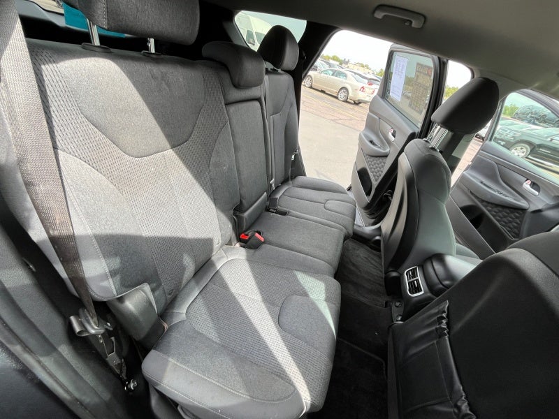 2023 Hyundai SANTA FE SE