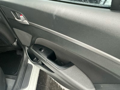 2018 Hyundai ELANTRA Value Edition