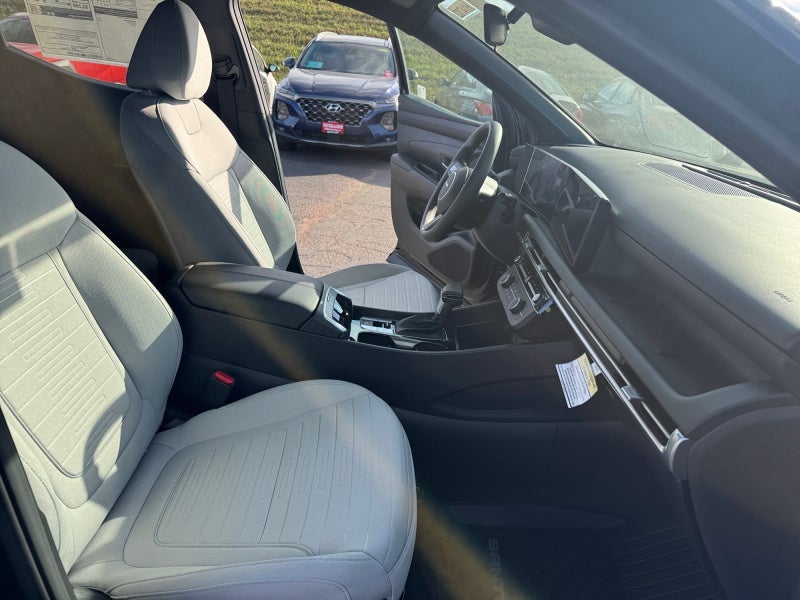 2025 Hyundai SANTA CRUZ SE