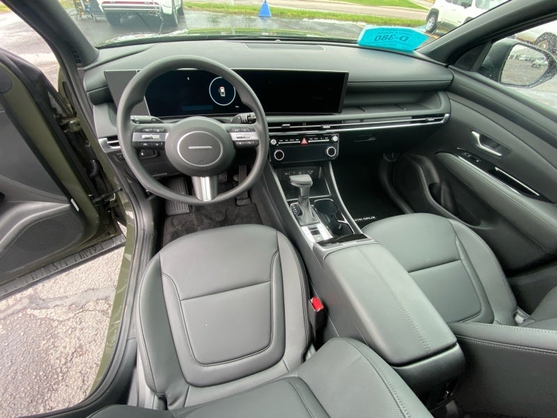 2025 Hyundai SANTA CRUZ SEL Activity