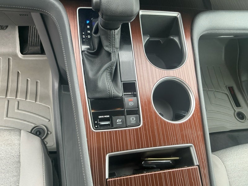 2023 Toyota Sienna LE