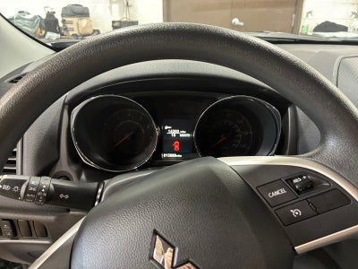 2025 Mitsubishi Outlander Sport SE