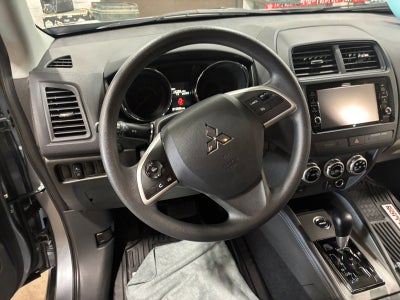 2025 Mitsubishi Outlander Sport SE