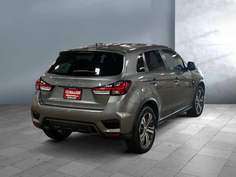 2025 Mitsubishi Outlander Sport SE