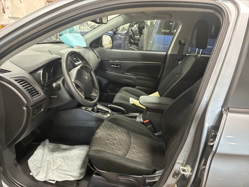 2025 Mitsubishi Outlander Sport SE