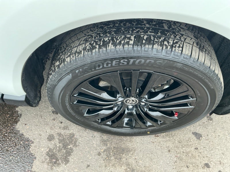 2024 Toyota Venza Nightshade