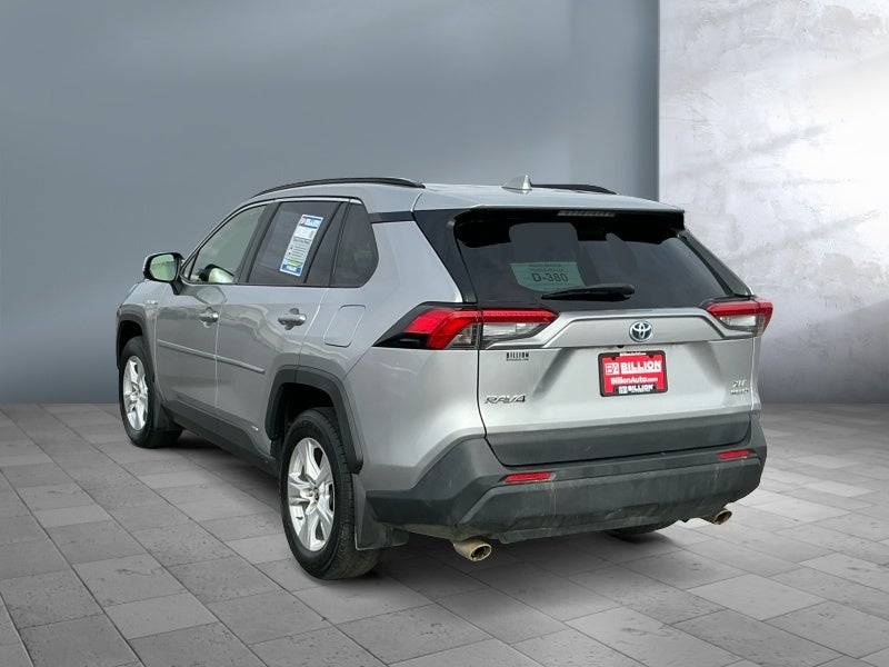 2020 Toyota RAV4 Hybrid XLE