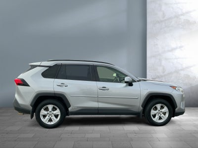 2020 Toyota RAV4 Hybrid XLE