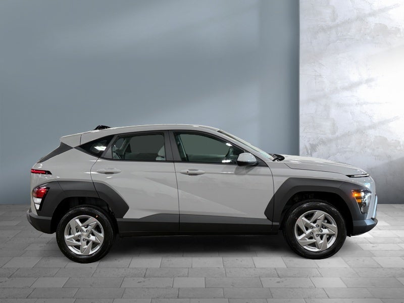 2027 Hyundai KONA SE
