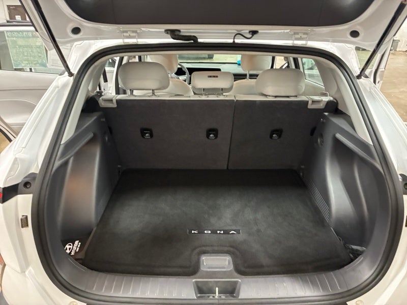 2025 Hyundai KONA SE