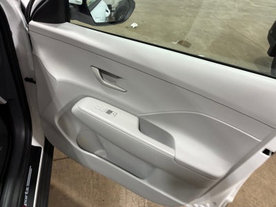 2025 Hyundai KONA SE