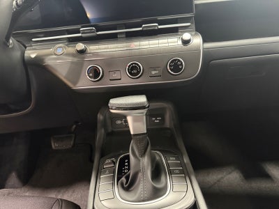 2027 Hyundai KONA SE