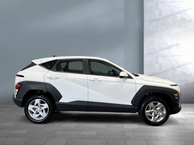 2024 Hyundai KONA SE