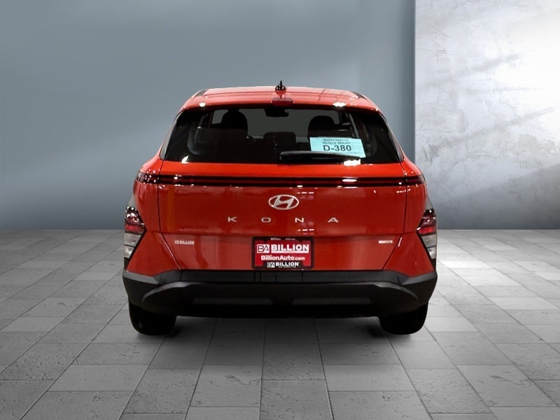2026 Hyundai KONA SE