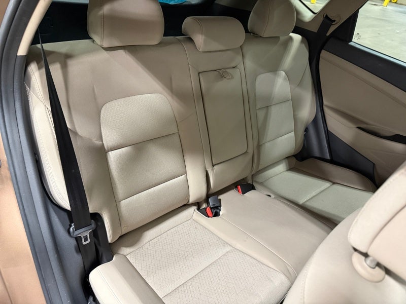 2016 Hyundai TUCSON SE