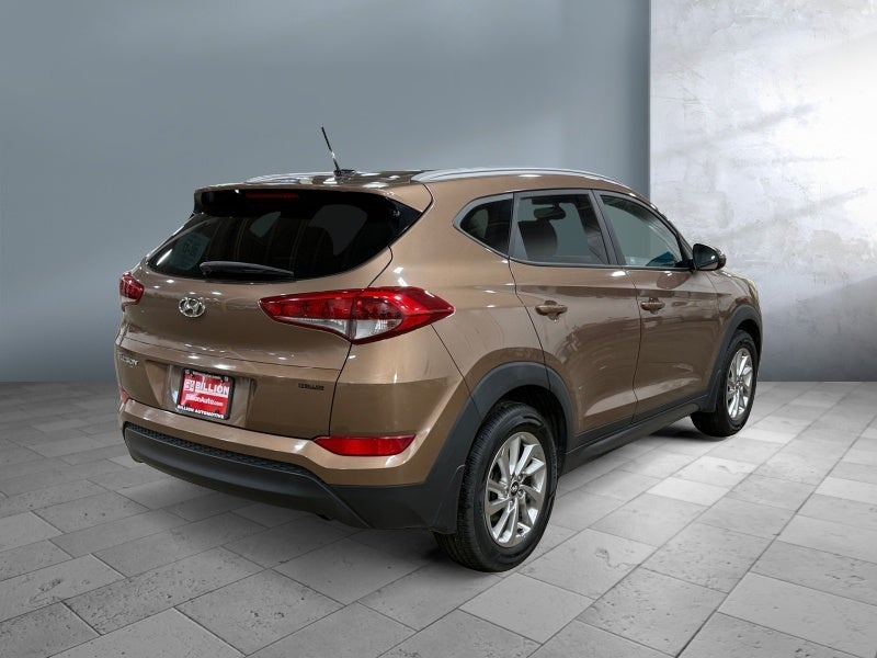 2016 Hyundai TUCSON SE