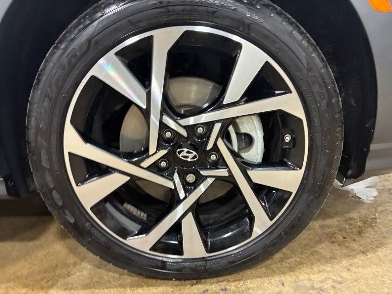 2023 Hyundai KONA Limited