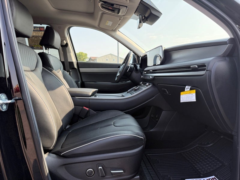 2025 Hyundai PALISADE SEL Premium