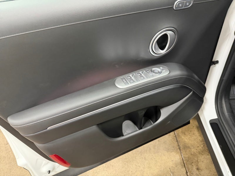 2027 Hyundai PALISADE SEL Premium 8P