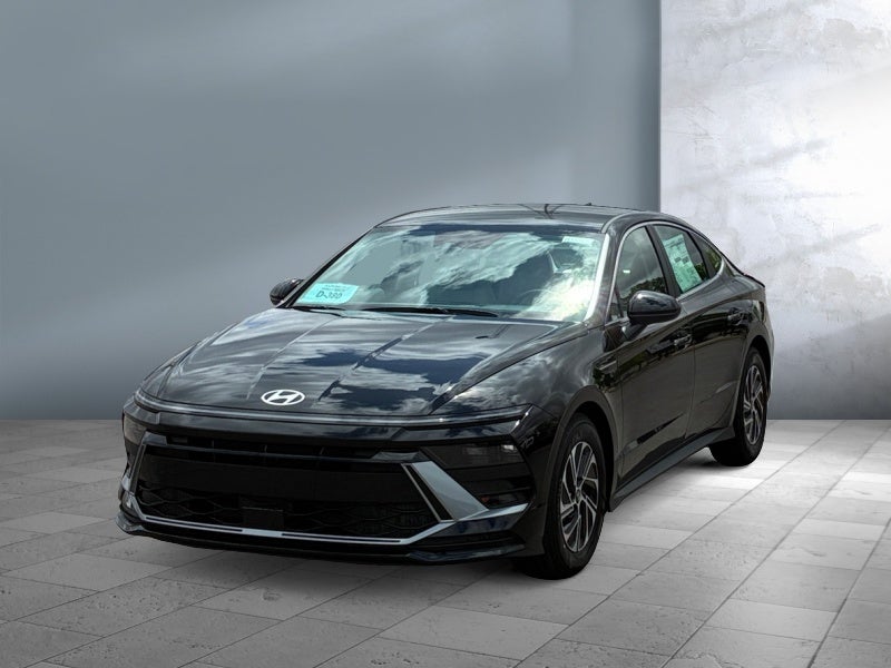 2026 Hyundai Sonata Blue's photo