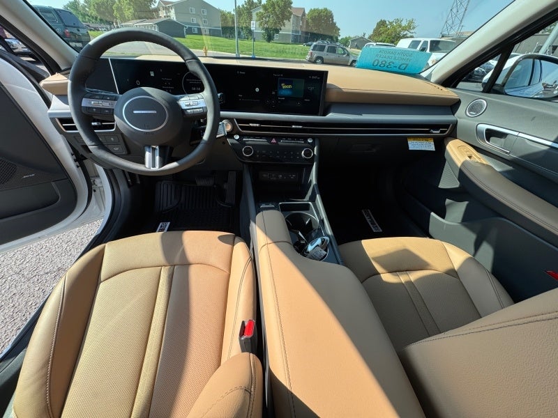 2025 Hyundai SONATA HYBRID Limited
