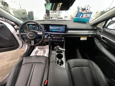 2027 Hyundai SONATA HYBRID Limited