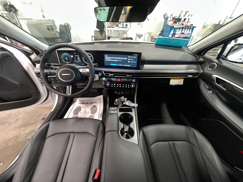 2027 Hyundai SONATA HYBRID Limited