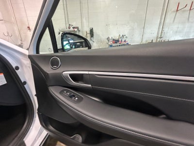 2027 Hyundai SONATA HYBRID Limited