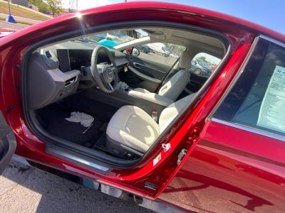2025 Hyundai SONATA HYBRID Limited